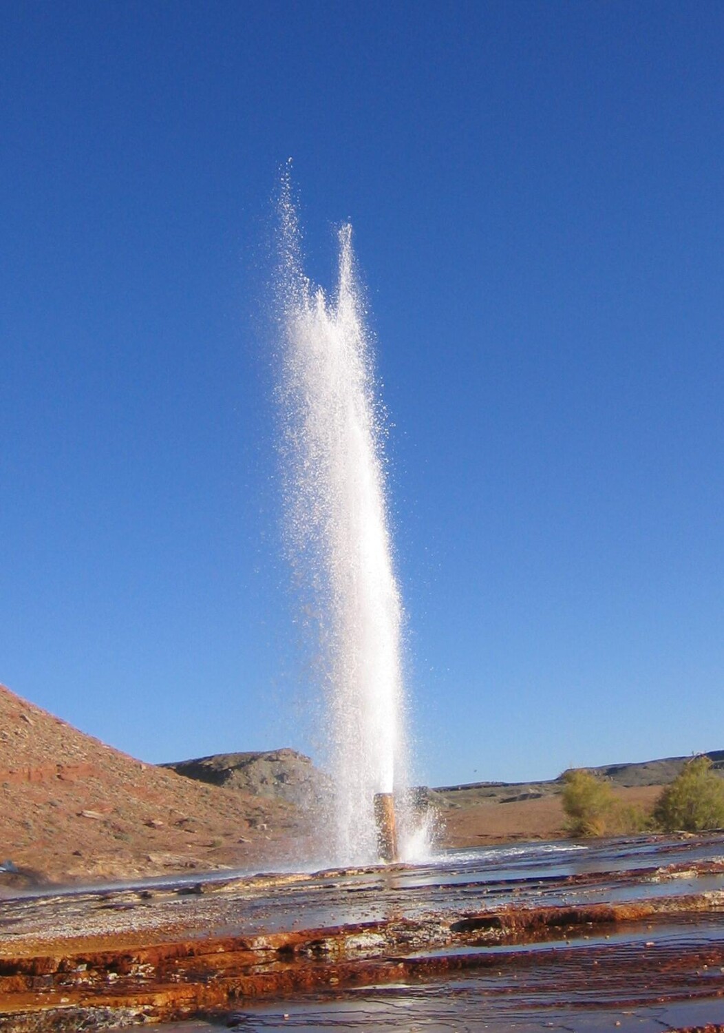 Utah’s ‘Old Faithful’, Crystal Geyser – UtahGeology